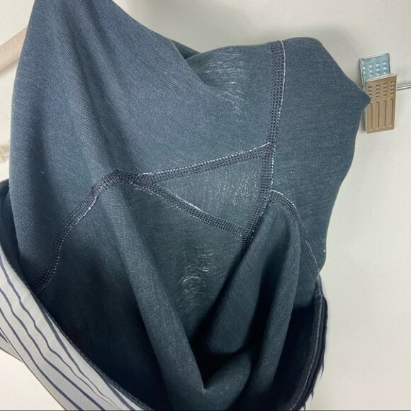 New Balance J Crew West Stride Leggings Stripe Womens Size Small Grey White Crop - Picture 7 of 8